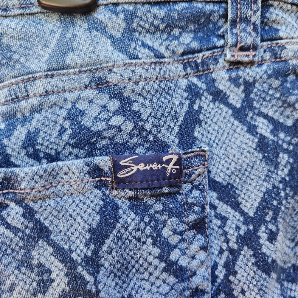 Seven7 Weekend Denim Shorts Python Indigo Snakesk… - image 8
